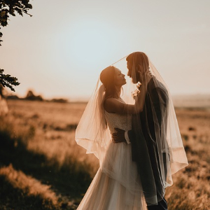 love-6600903_640